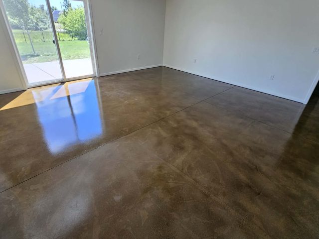 1,000 sq ft Basement — Peculiar, MO