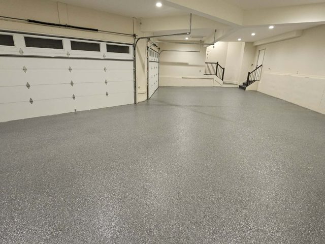 1,300 sq ft Garage — Loch Lloyd, MO